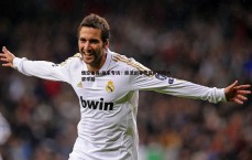 悟空体育-独家专访：旅法剑客费若秋的哥大求学路